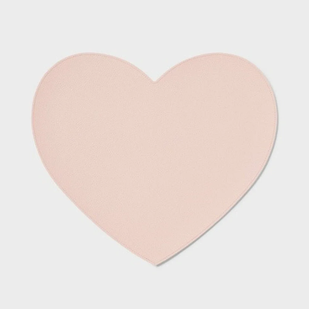 NEW Heart Shaped Placemats Charge Pink Target Threshold New (Set of 2)